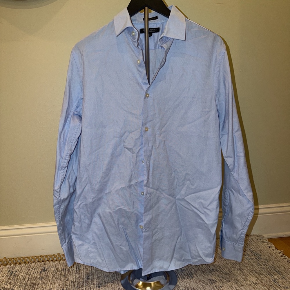 Banana Republic Light Blue Button Down Shirt Size M #preppy #summer #nautical
